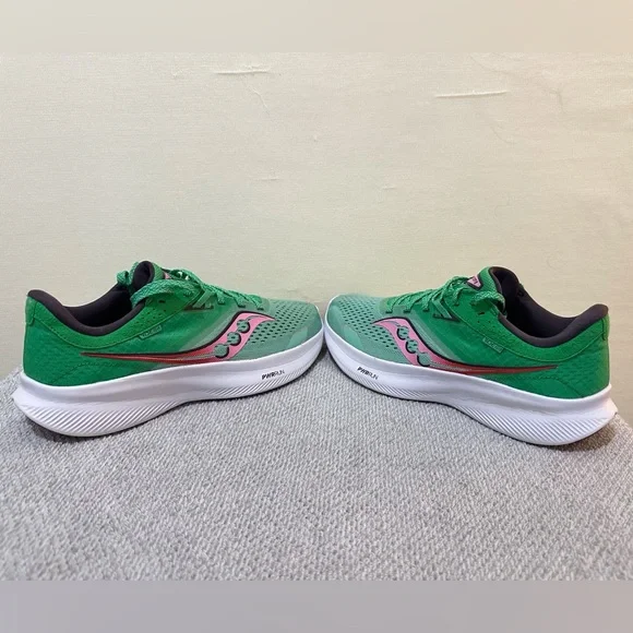 Saucony Green Pink Women's Running Shoes - Picture 2 of 7